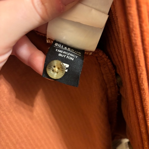 Women’s Billabong Corduroy Burnt Orange Button up Shirt / Shacket , Size Large - Picture 7 of 10